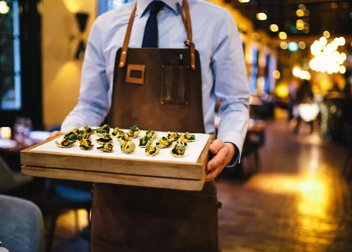 The Dylan - The Leading Of The World 5*