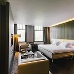 The Dylan - The Leading Of The World