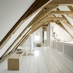 The Dylan - The Leading Of The World