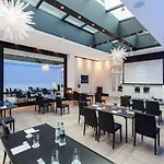 The Dylan - The Leading Of The World