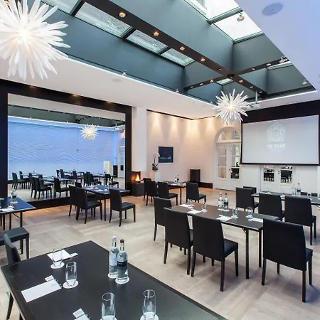 The Dylan - The Leading Of The World