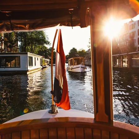 The Dylan - The Leading Of The World 5*