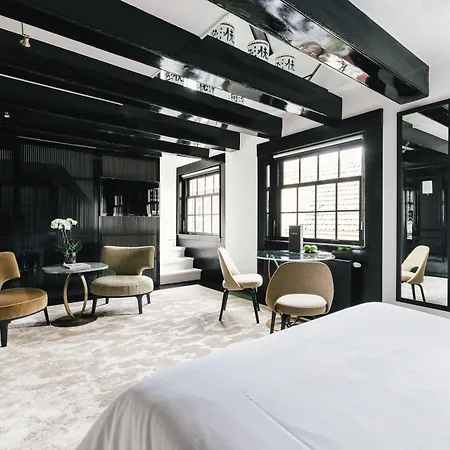 The Dylan - The Leading Of The World 5*