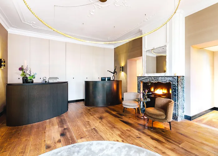 The Dylan - The Leading Of The World 5*